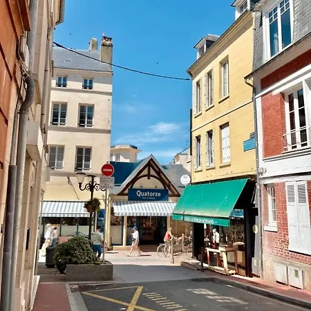 Holiday home Charmante Maison Centre Trouville-sur-Mer